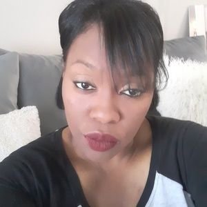 Meet your Posher, Shatora